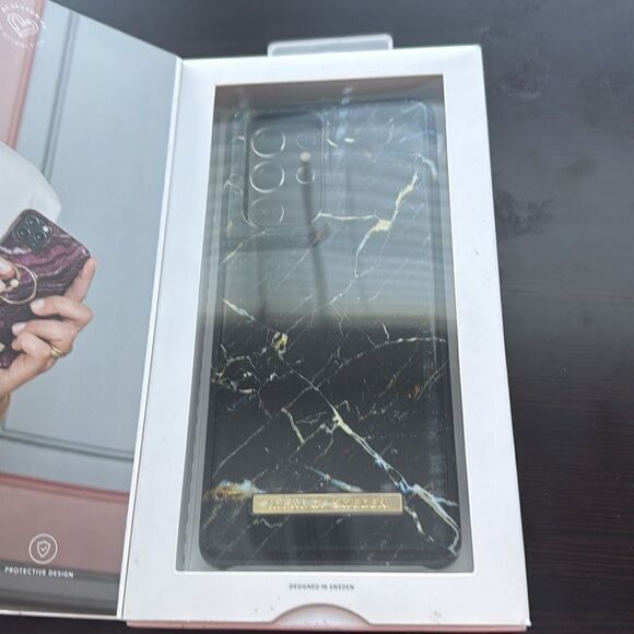 Samsung Galaxy S21 Ultra 5G - Ideal of Sweden - Port Laurent Marble Case - Picture 3 of 4